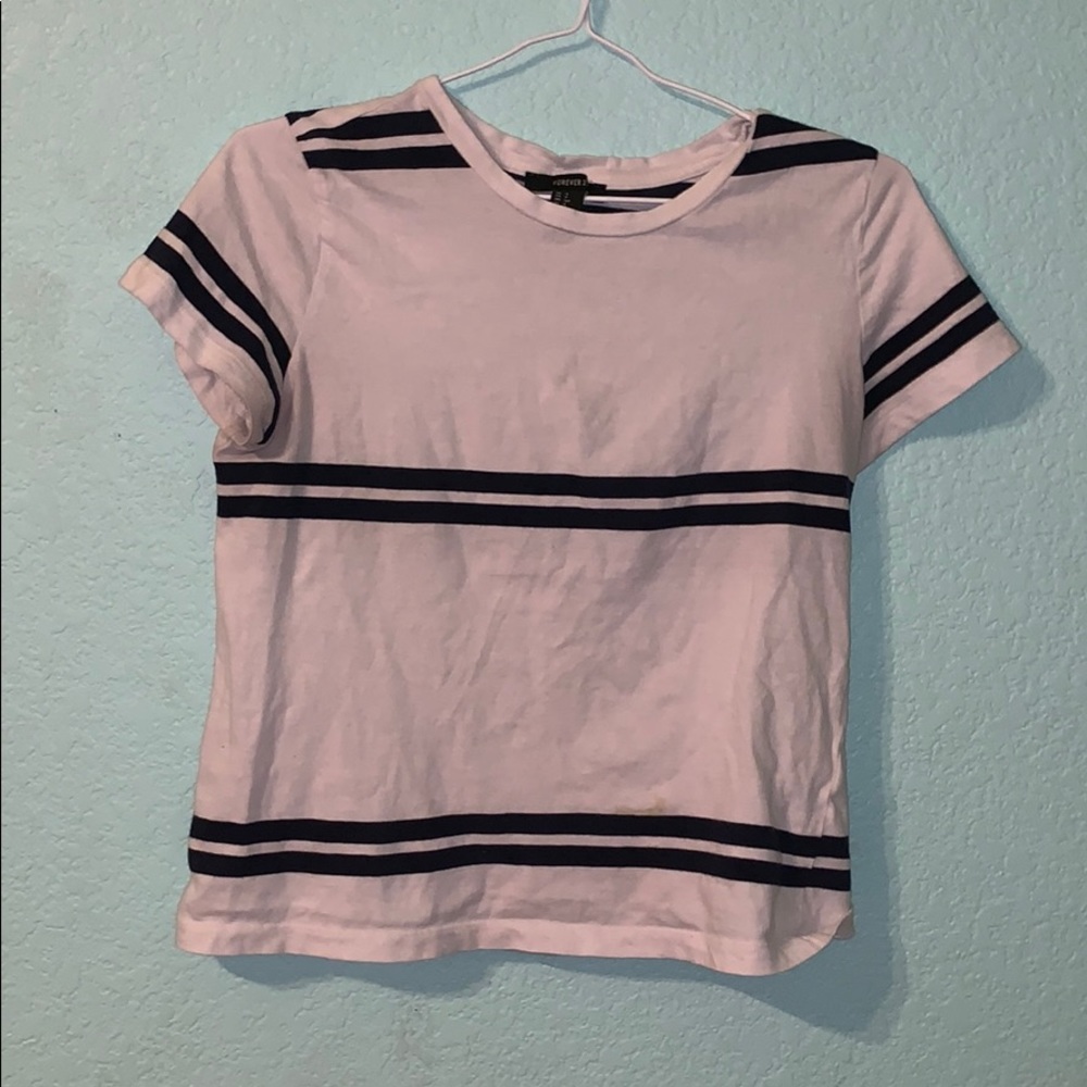 striped tee shirt